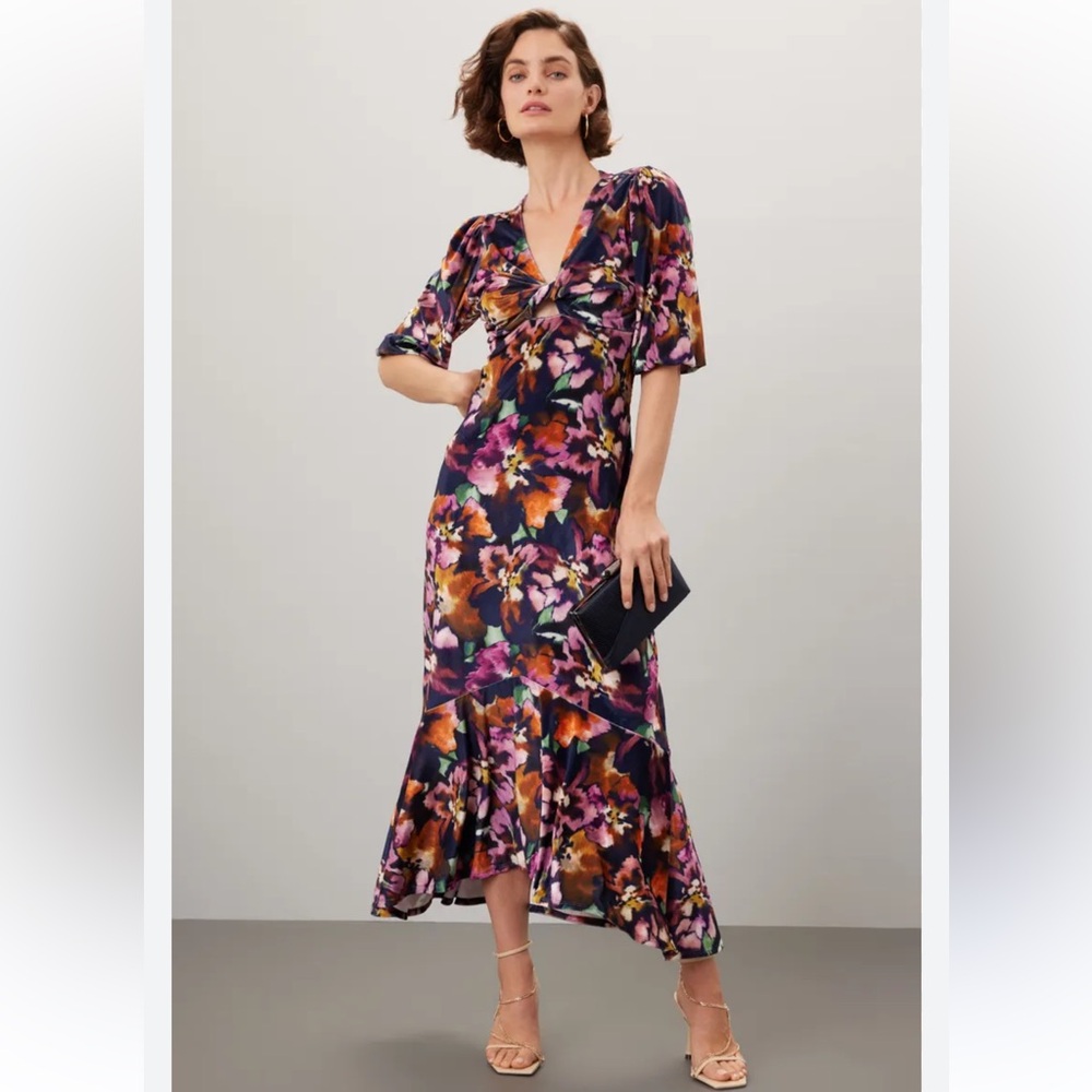 MISA Los Angeles Wallis Floral Puff Sleeve Dress in Libra Fleur Velvet SMALL